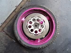 Suzuki GSX 750 koło przednie 17" 120/70ZR17 J17XMT3.50