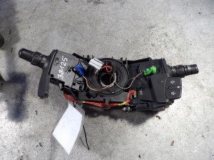 Renault Clio III przełącznik zespolony 8200245438 8200243503