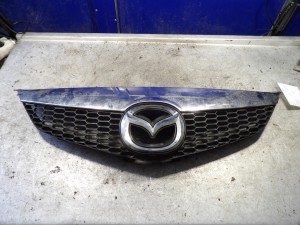 Mazda 6 atrapa grill lift