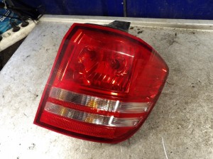 Dodge Journey lampa tylna prawa 05067784AB