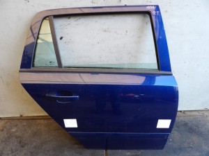 Opel Astra H drzwi tylne prawe lak. Z21B