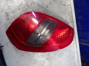 Mercedes W169 A180 lampa tylna lewa A1698202964