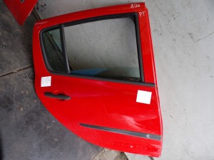 Renault Clio III drzwi tylne prawe lak. TED75 HB 5D