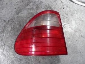 Mercedes W210 lampa tylna lewa A2108204764