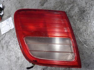 Mercedes W210 lampa tylna lewa klapa A2108202364 kombi