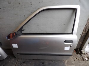 Fiat Seicento drzwi przednie lewe lak. 647 HB 3D