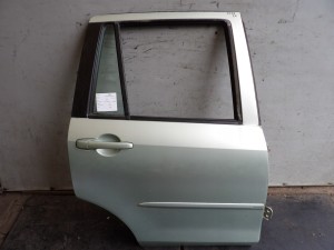 Mazda Demio II drzwi tylne prawe HB 5D