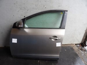 Renault Megane III drzwi przednie lewe lak. TEHNK HB 5D