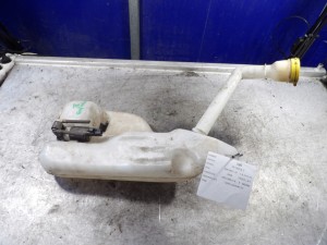 Renault Megane III zbiornik spryskiwaczy 1,6B 289100014R 289100033R