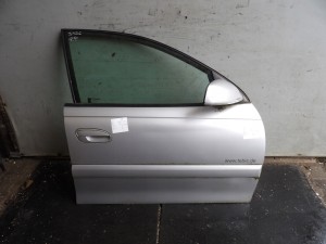 Opel Omega B drzwi przednie prawe lak. Z157 kombi