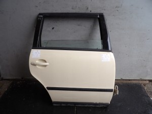 Volkswagen Passat B5 drzwi tylne prawe lak. R115 kombi