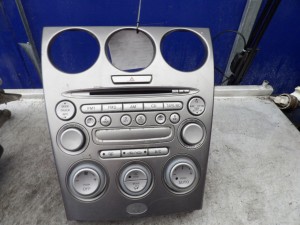 Mazda 6 panel sterowania radio