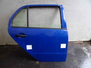 Skoda Fabia I drzwi tylne prawe lak. 4590 HB 5D