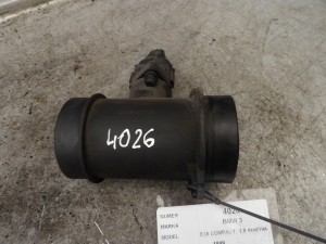 BMW E36 1,9B 118 km przepływomierz 0280217124 1433565