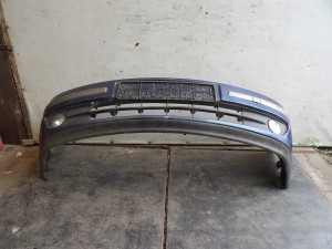 Renault Laguna II zderzak przedni TED44