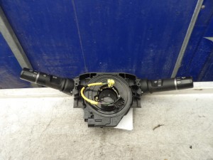 Mazda 2 Przełącznik zespolony DF7166120B