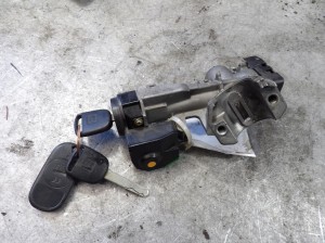 Honda Jazz II stacyjka z kluczykiem 1,3DSI