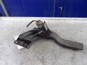 Ford Mondeo MK3 pedał gazu elektryczny