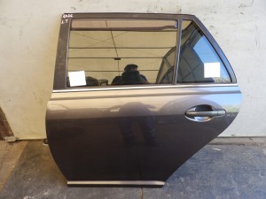 TOYOTA AVENSIS II T25 LIFT KOMBI LAK.1G3 DRZWI TYŁ LEWE