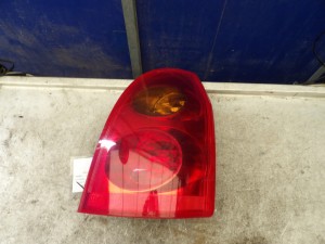Nissan Primera P12 kombi lampa tylna Prawa