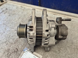 Kia Sorento I 2,5 crdi alternator