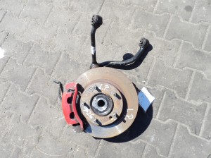 Kia Sorento I 2,5 crdi zwrotnica przednia lewa