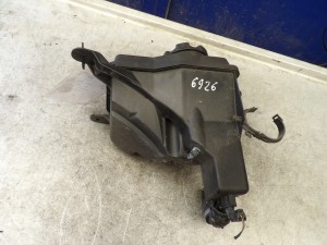 BMW 120D E87 zbiorniczek spryskiwaczy
