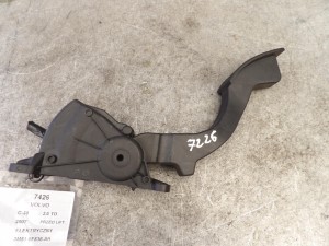 Volvo C30 pedał gazu