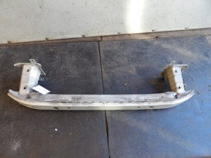 Volvo C30 wzmocnienie zderzaka przód