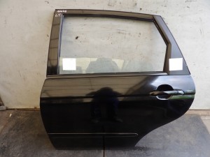 Kia Cerato I 1,6 drzwi tylne lewe EB