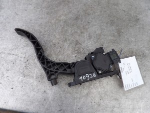 VW LIPO 1.7SDI PEDAŁ GAZU 0281002322