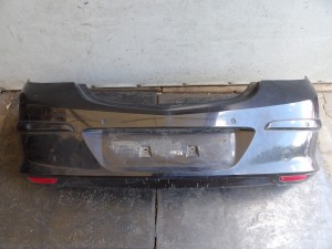 Opel Astra H zderzak tylny Z20R