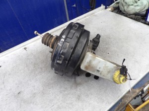VW Sharan serwo pompa