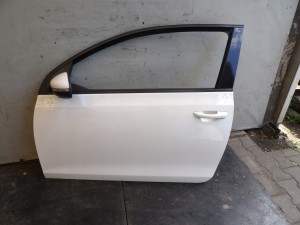 VW Golf VI drzwi przednie lewe 3D LB9A