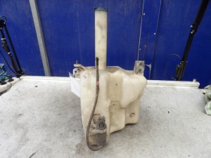 Toyota Avensis T22 zbiorniczek spryskiwaczy