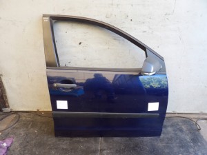 VW Polo 9N drzwi przednie prawe LD5Q