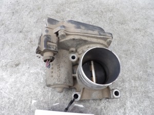 VW Polo 9N 1,2 przepustnica