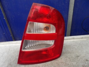 Skoda Fabia I lampa tylna prawa HB