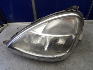 Mercedes A160 lampa przednia lewa