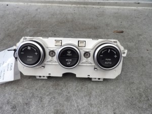 Mazda 6 I panel nawiewu