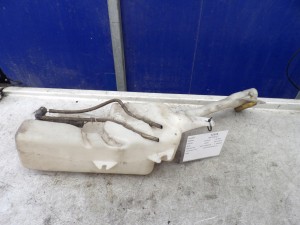 Renault Clio III 1,5 dci zbiorniczek spryskiwaczy