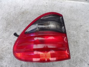 Mercedes W 210 lampa tylna lewa kombi