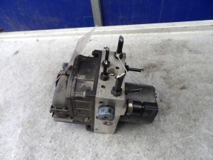 Audi A4 B6 2,5 tdi pompa ABS