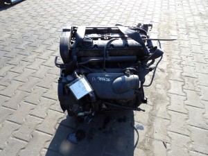 Peugeot 206 silnik 2,0 EW10/D