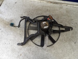 Peugeot 106 1,1 wentylator chłodnicy