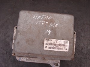 Komputer, sterownik Opel Sintra 2,2B 90505778GA 0261203548
