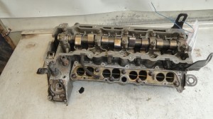 Głowica silnika Opel Zafira A 2,0DTI