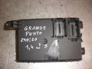 Skrzynka bezpieczników Fiat Grande Punto 1,4B