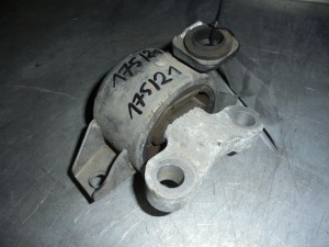 Łapa silnika Opel Corsa D 1,4B