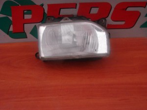 Lampa przednia prawa Mazda 121 DA 88-91